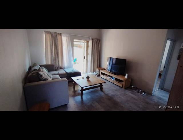 2 BEDROOM TOWNHOUSE FOR SALE IN HIGHVELD